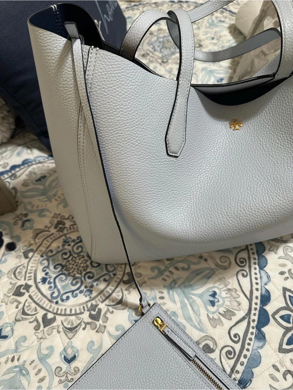 Tory Burch classic tory